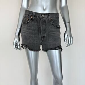 Levi’s women jeans shorts size 28